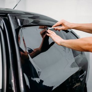 مراحل دودی کردن شیشه ماشین
